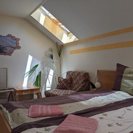 Pivnicka Pod Cachtickym Hradom Hotel Čachtice Eksteriør billede